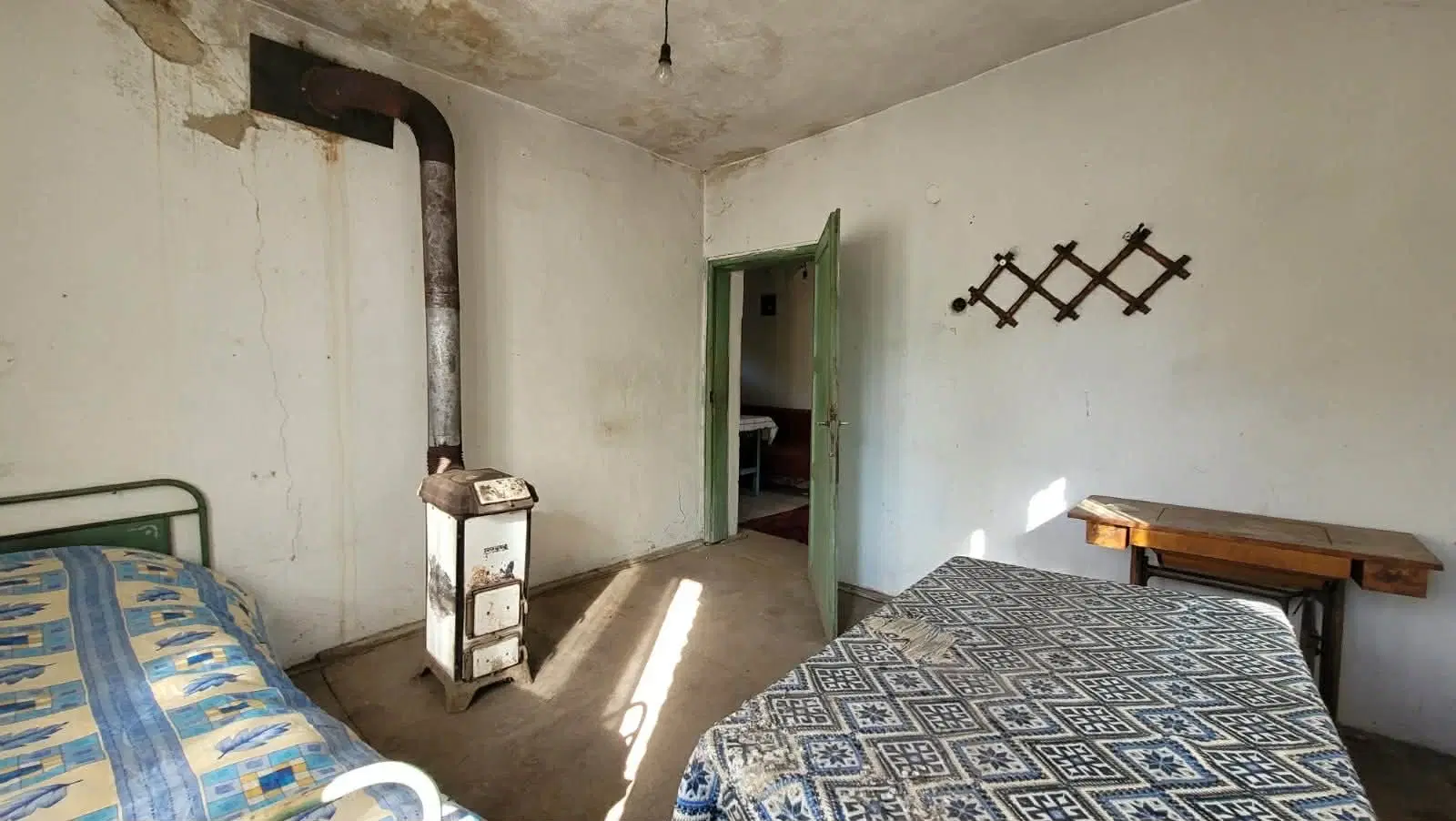 Huis en 790 m² grond en bijgebouwen in Kireevo - Bulgarije