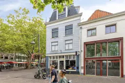 Delft, Brabantse Turfmarkt 94
