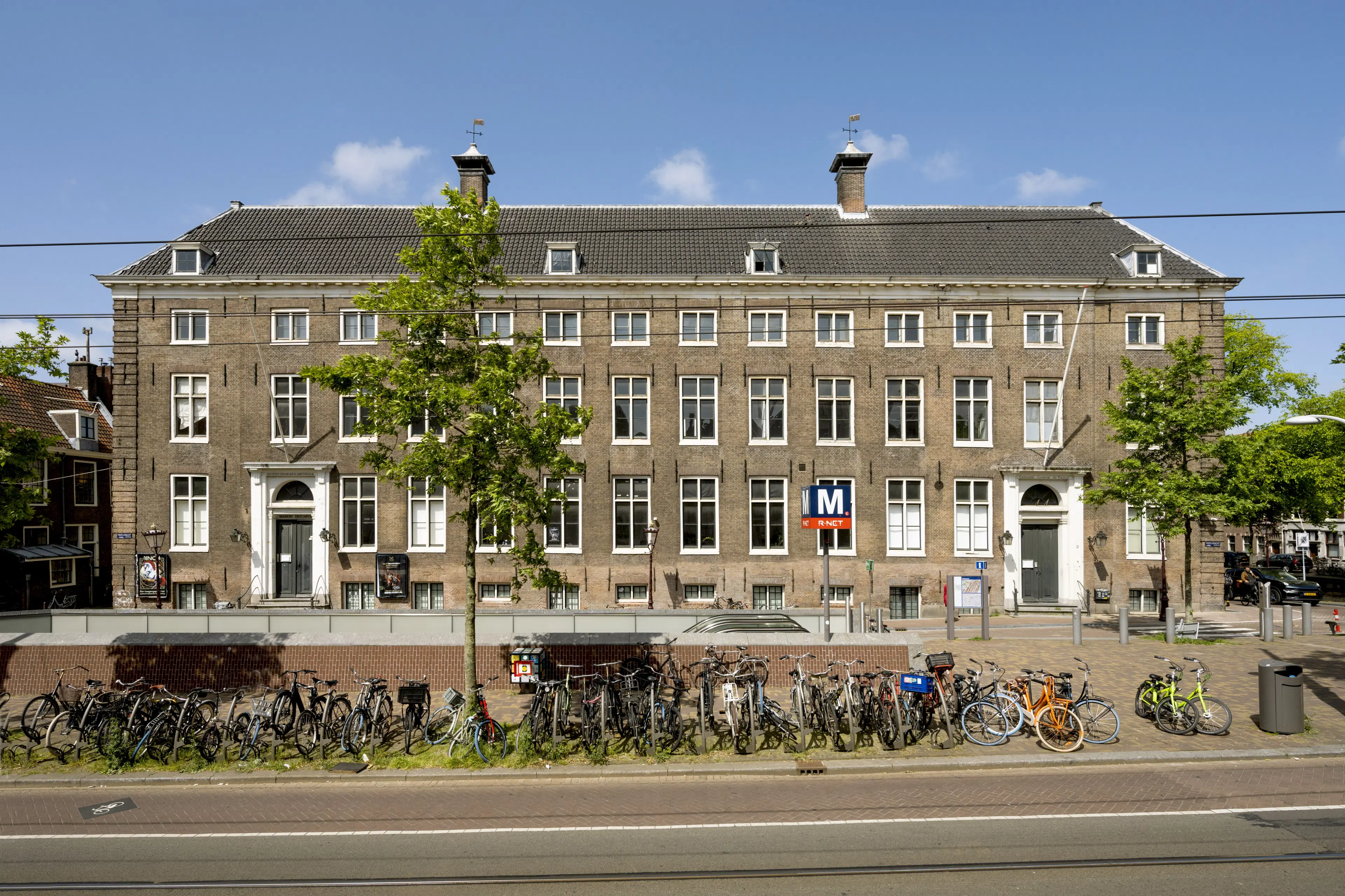 Gebouwencomplex genaamd Hospice Wallon (Voormalig Maison Descartes)