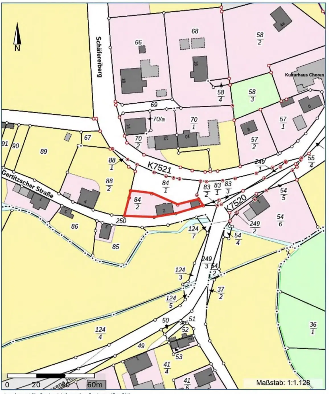 Vrijstaand woonhuis met bijgebouw op 593 m² perceel, nabij Döbeln - Duitsland