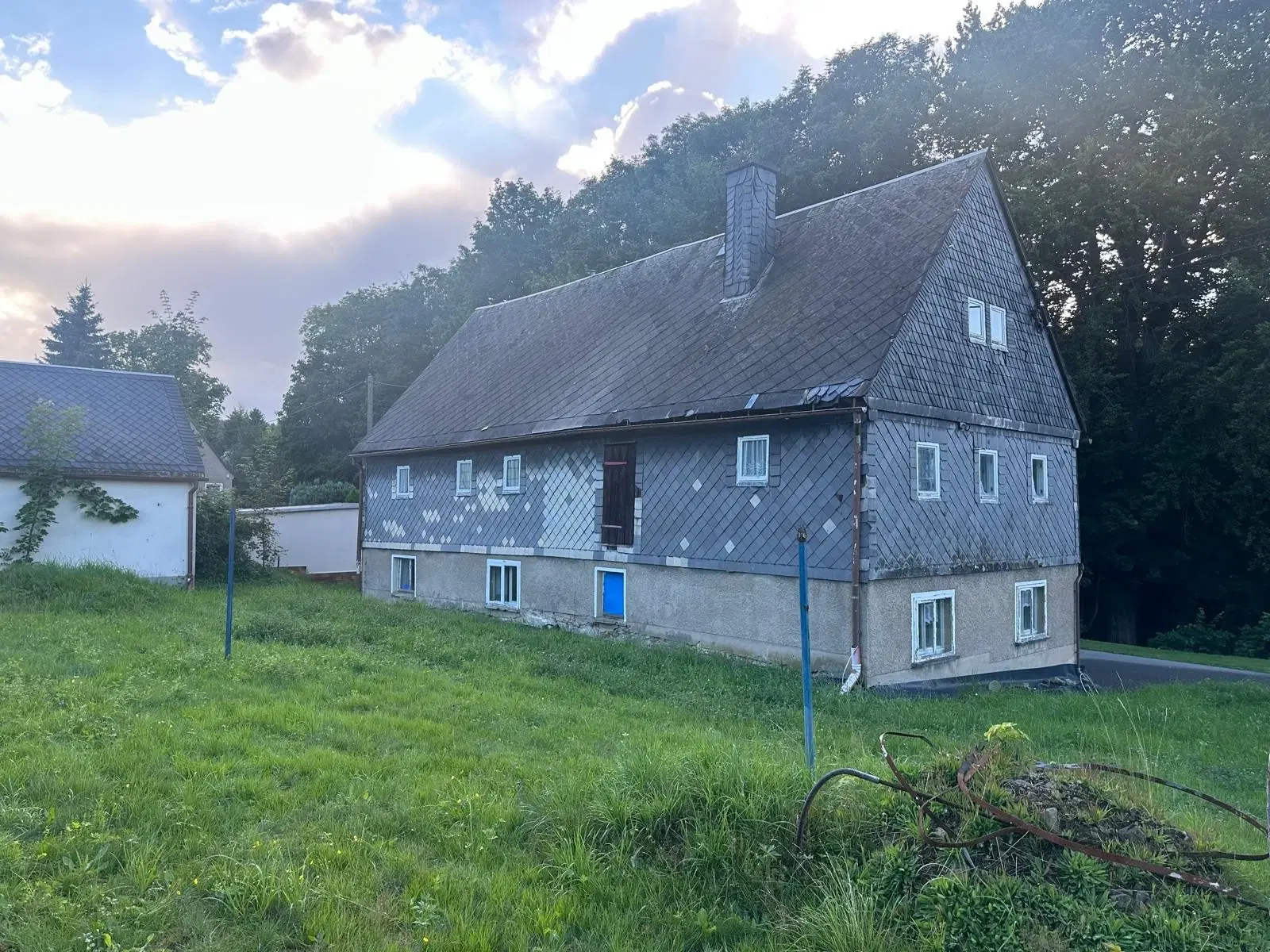 Vakwerkhuis op 870 m² eigendomsperceel in Clausnitz, in het Ertsgebergte - Duitsland