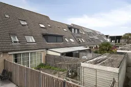Almere, Erik Satiestraat 12