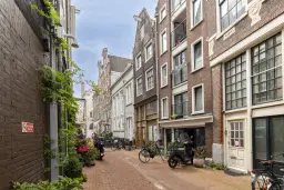 Amsterdam, Voetboogstraat 20 1 en 20 H