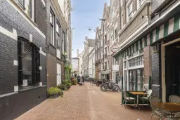Amsterdam, Voetboogstraat 20 1 en 20 H
