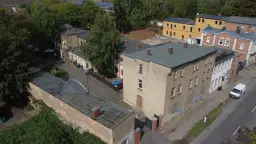 14 woningen (4 verhuurd, huursom = € 6.060,00) met 2.487 m² perceelgrootte, Zörbig, Leipzig – Duitsland