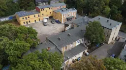14 woningen (4 verhuurd, huursom = € 6.060,00) met 2.487 m² perceelgrootte, Zörbig, Leipzig – Duitsland