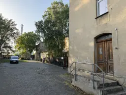 14 woningen (4 verhuurd, huursom = € 6.060,00) met 2.487 m² perceelgrootte, Zörbig, Leipzig – Duitsland