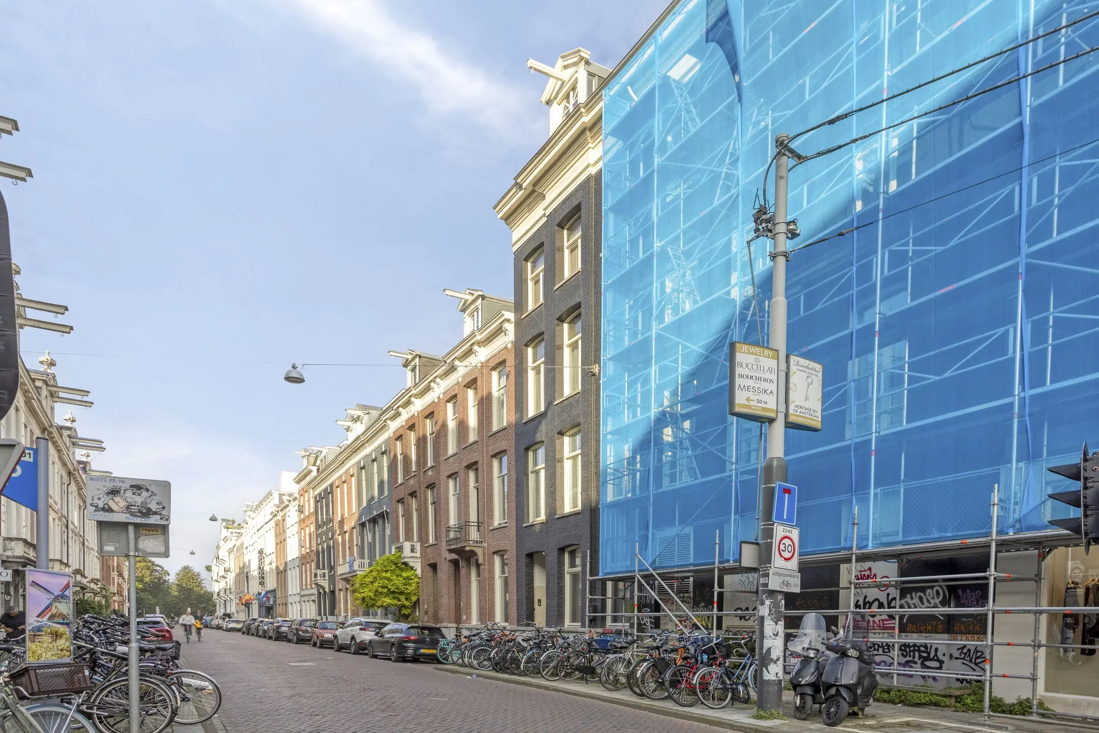 Amsterdam, Pieter Cornelisz Hooftstraat 144 3