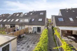 Spijkenisse, Haya van Someren-Downerpad 28
