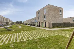 Almere, Adriaan de Grootpad 120