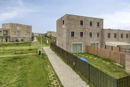 Almere, Adriaan de Grootpad 120