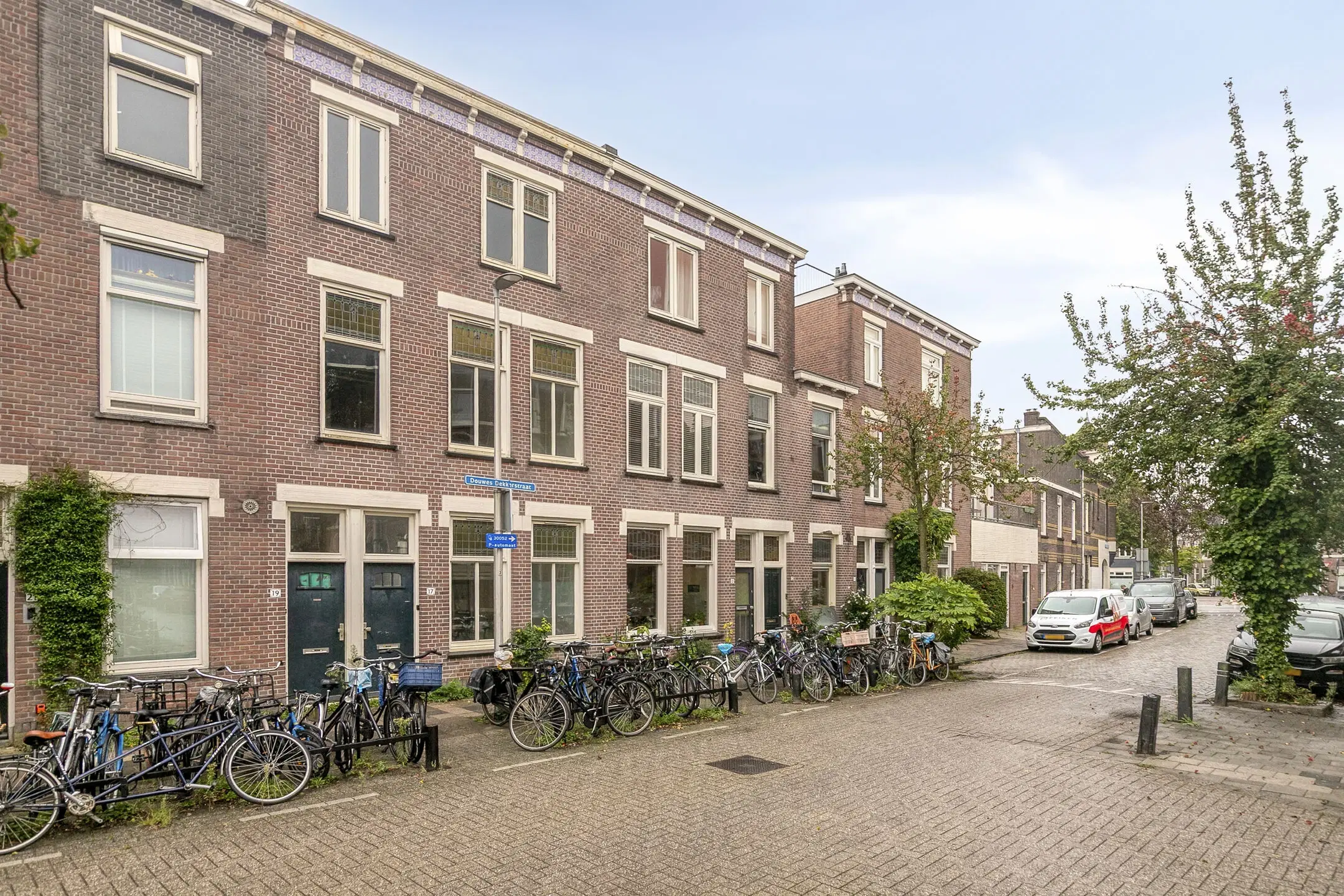 Utrecht, Douwe Dekkerstraat 17 en 19