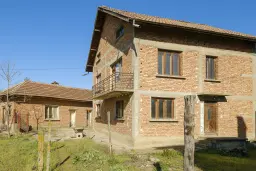 Ruime, instapklare woning, nabij de Donau in Leskovets - Bulgarije