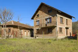 Ruime, instapklare woning, nabij de Donau in Leskovets - Bulgarije