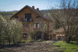 Ruime, instapklare woning, nabij de Donau in Leskovets - Bulgarije