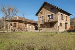Ruime, instapklare woning, nabij de Donau in Leskovets - Bulgarije