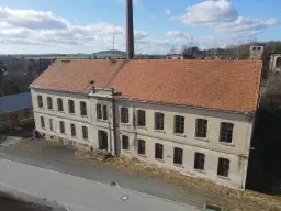Voormalige textielfabriek op perceel van 5.493 m² - Walddorf- Duitsland