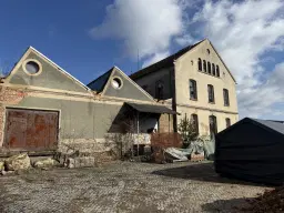 Voormalige textielfabriek op perceel van 5.493 m² - Walddorf- Duitsland