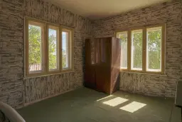 Afgelegen tweelaags huis + 1.502 grond + garage + bijgebouwen aan de rand van Milchina Luka, Regio Vidin - Bulgarije