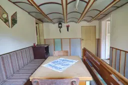 Huis met twee verdiepingen + 660 m² grond in Karan Varbovka - Bulgarije