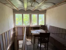 Huis met twee verdiepingen + 660 m² grond in Karan Varbovka - Bulgarije