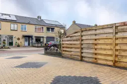 Bunschoten-Spakenburg, Da Costastraat 18