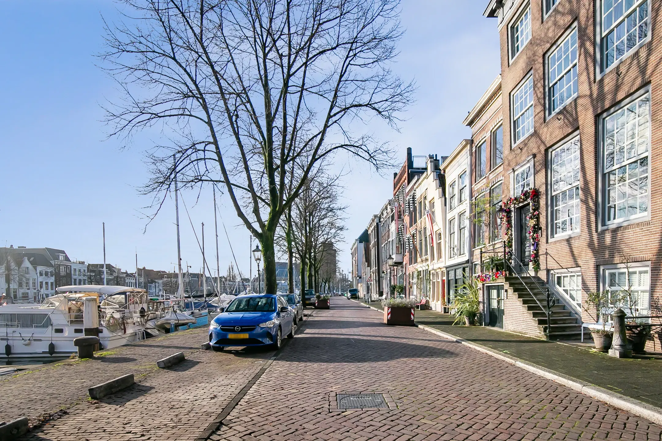 Dordrecht, Nieuwe Haven 23 - 24