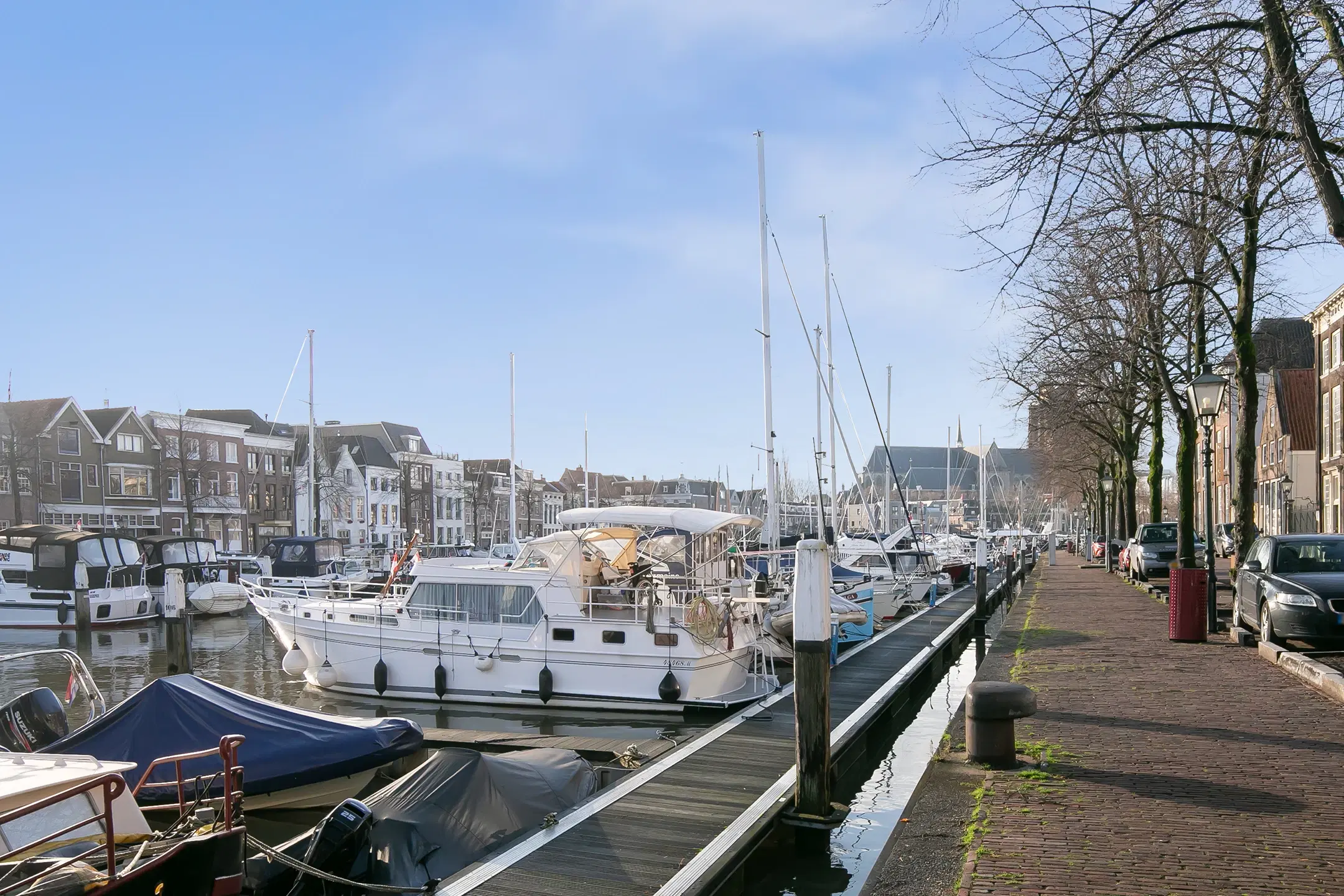 Dordrecht, Nieuwe Haven 23 - 24