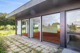 Tuil, Graaf Reinaldweg 18-20