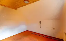 Vrijstaande woning met garage en bijgebouwen in Crossen an der Elster - Duitsland