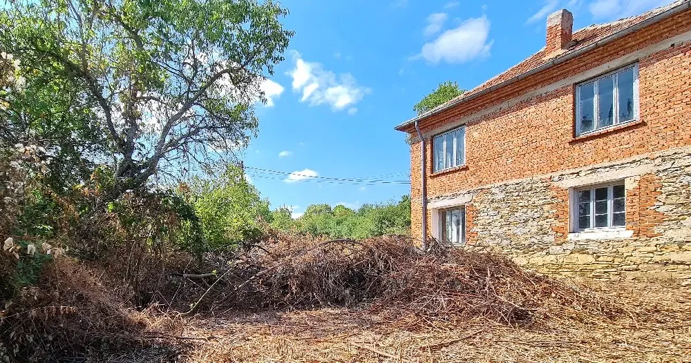 Woning met 2 verdiepingen in Planinovo (Haskovo) - Bulgarije