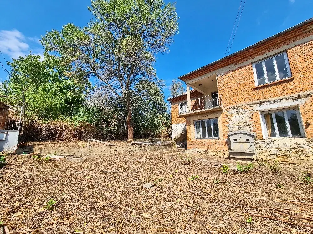 Woning met 2 verdiepingen in Planinovo (Haskovo) - Bulgarije