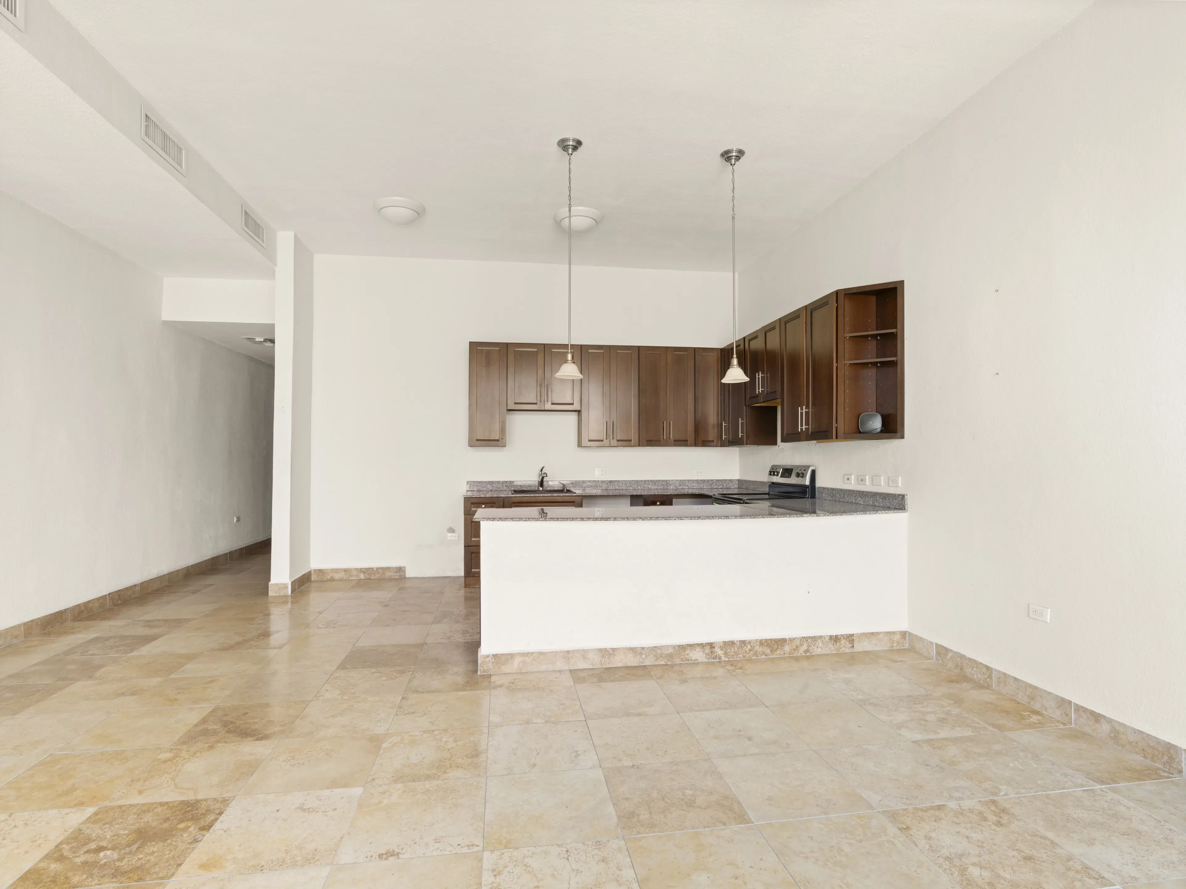 Appartement (G-16/A23) gelegen in Tower Building van Rainbow Beach Club te Sint Maarten