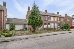 Nieuw-Vennep, Kerkstraat 44