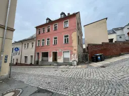 Ruime bovenwoning met beneden bedrijfsruimte in Auerbach - Duitsland