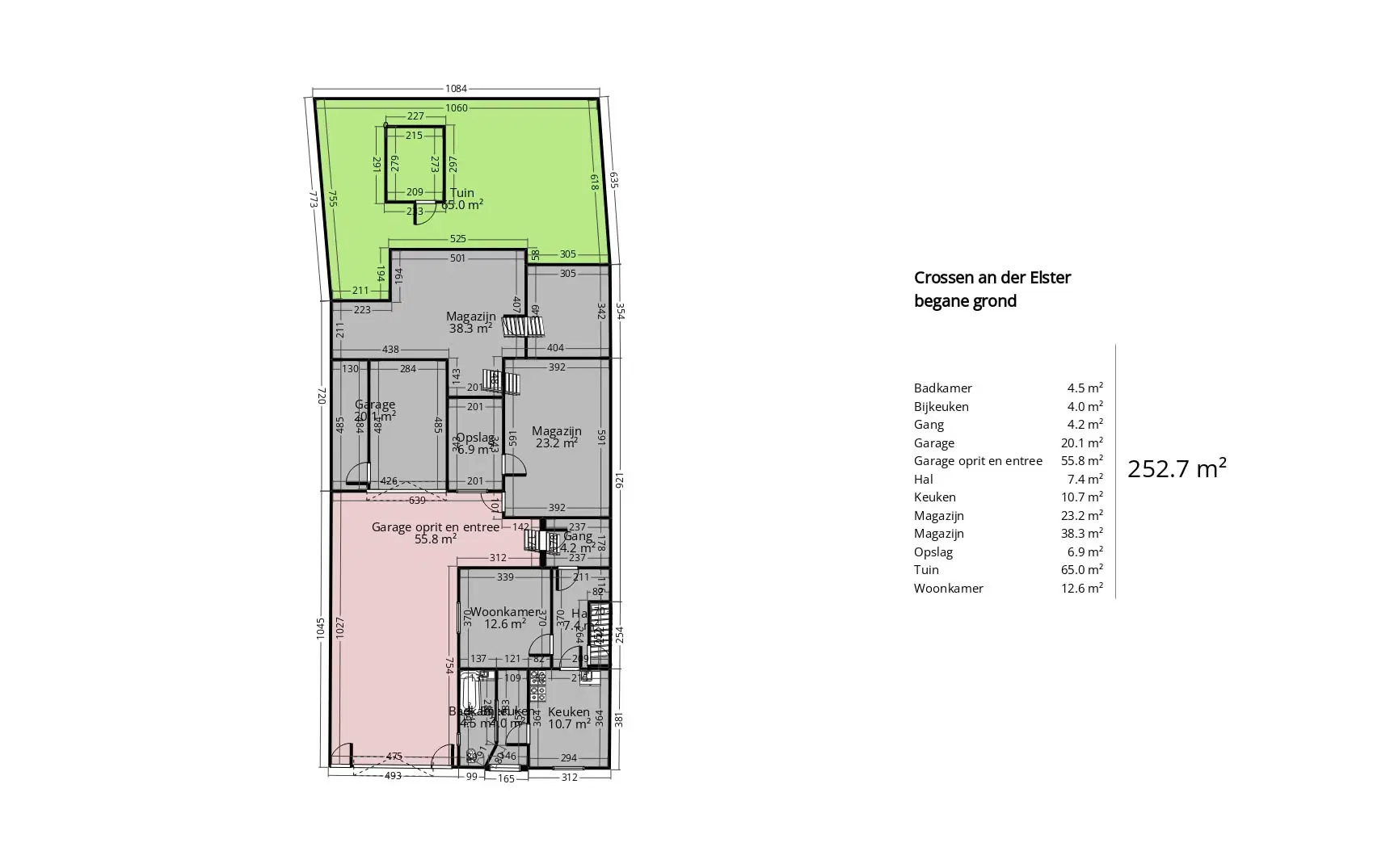 Vrijstaande woning met garage en bijgebouwen in Crossen an der Elster - Duitsland