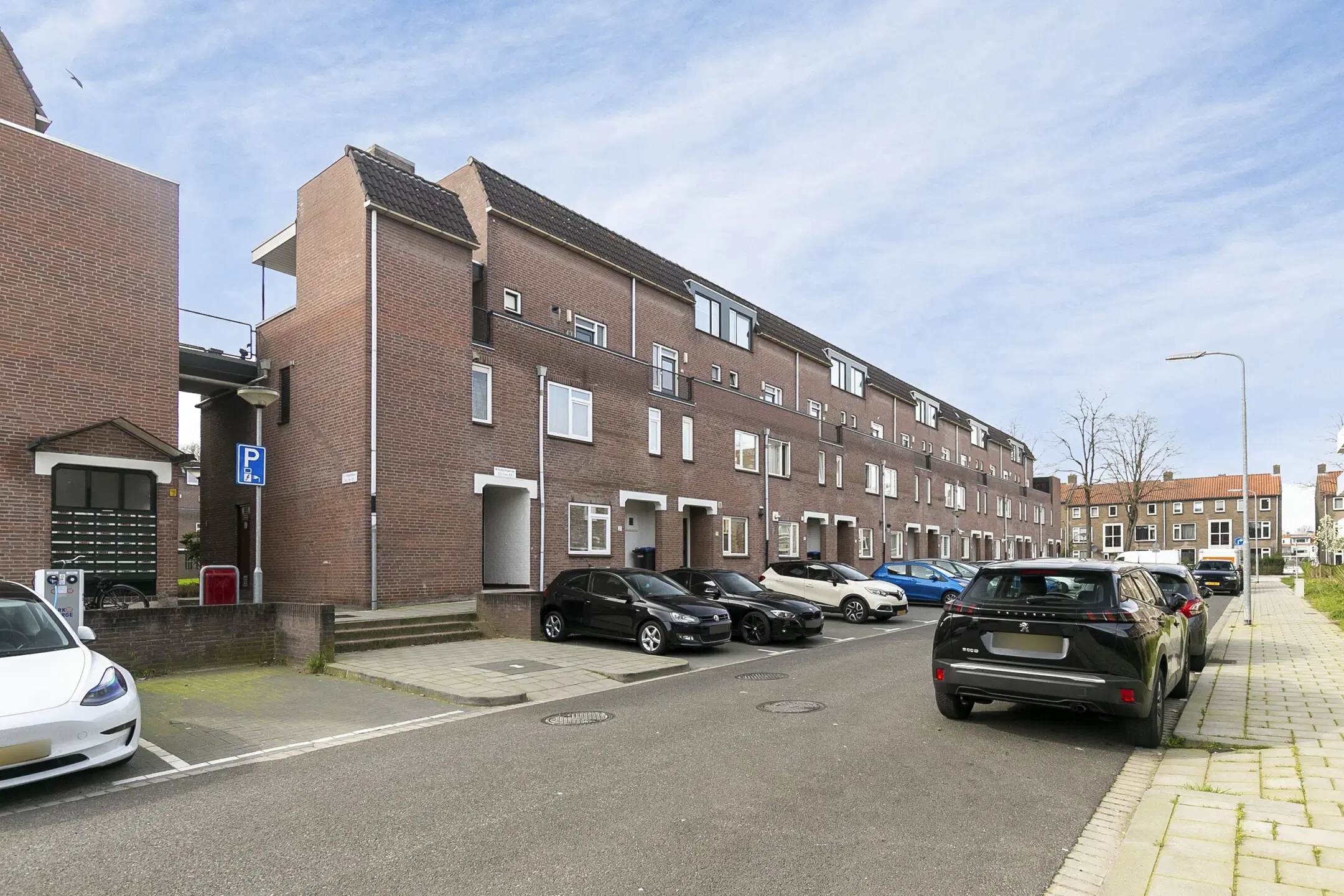 Dordrecht, Meindert Hobbemastraat 89