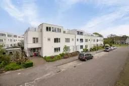 Delft, Aziëlaan 325