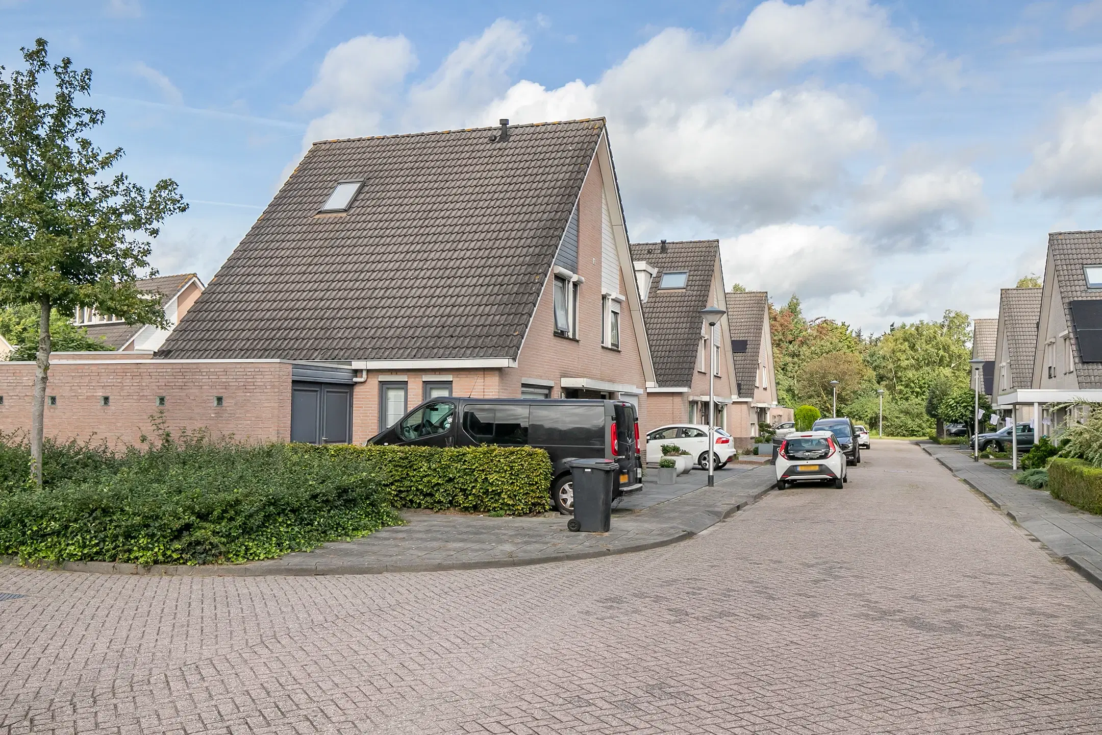 Zeelandhof 16, Helmond