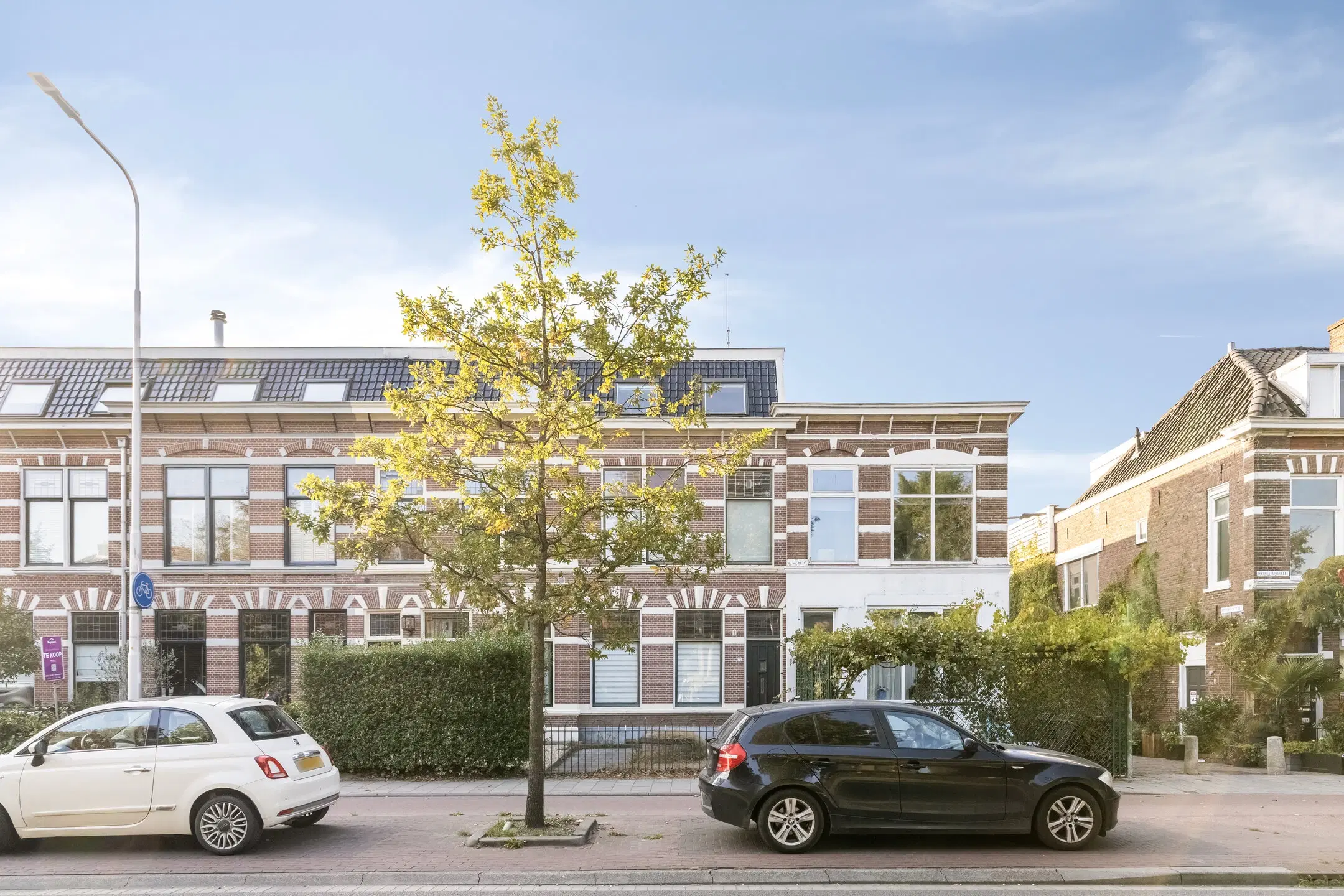 Hillegom, Weeresteinstraat 77 / Kortenbachstraat 1