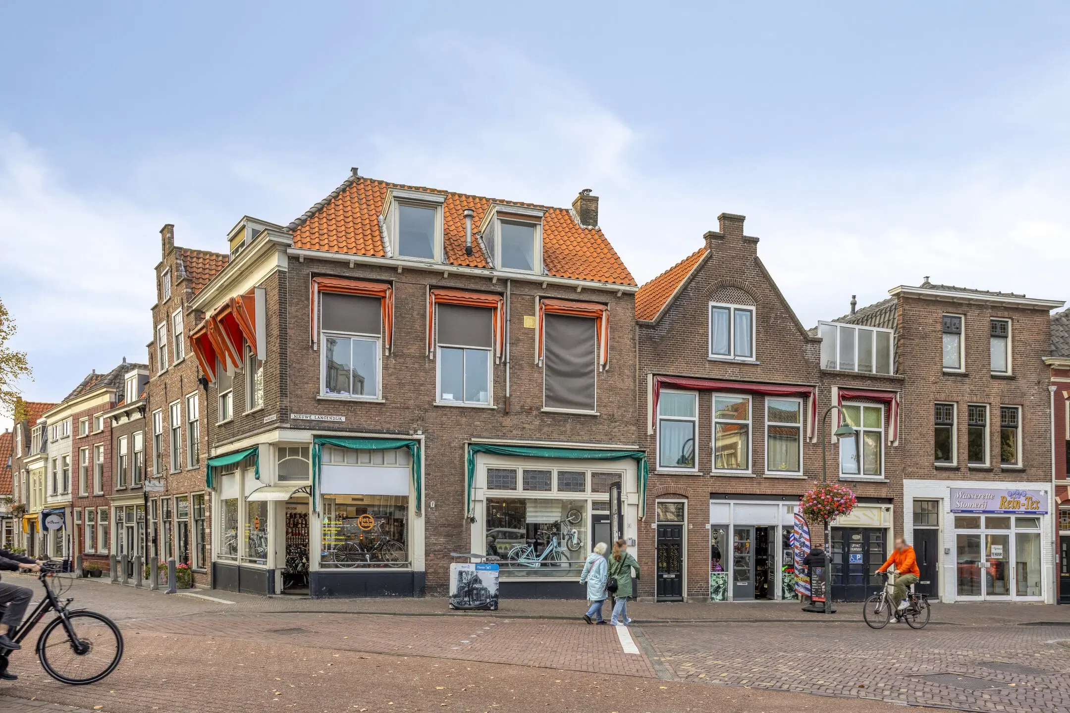 Combinatie: Delft, Vrouwenregt 1 & Nieuwe Langendijk 2