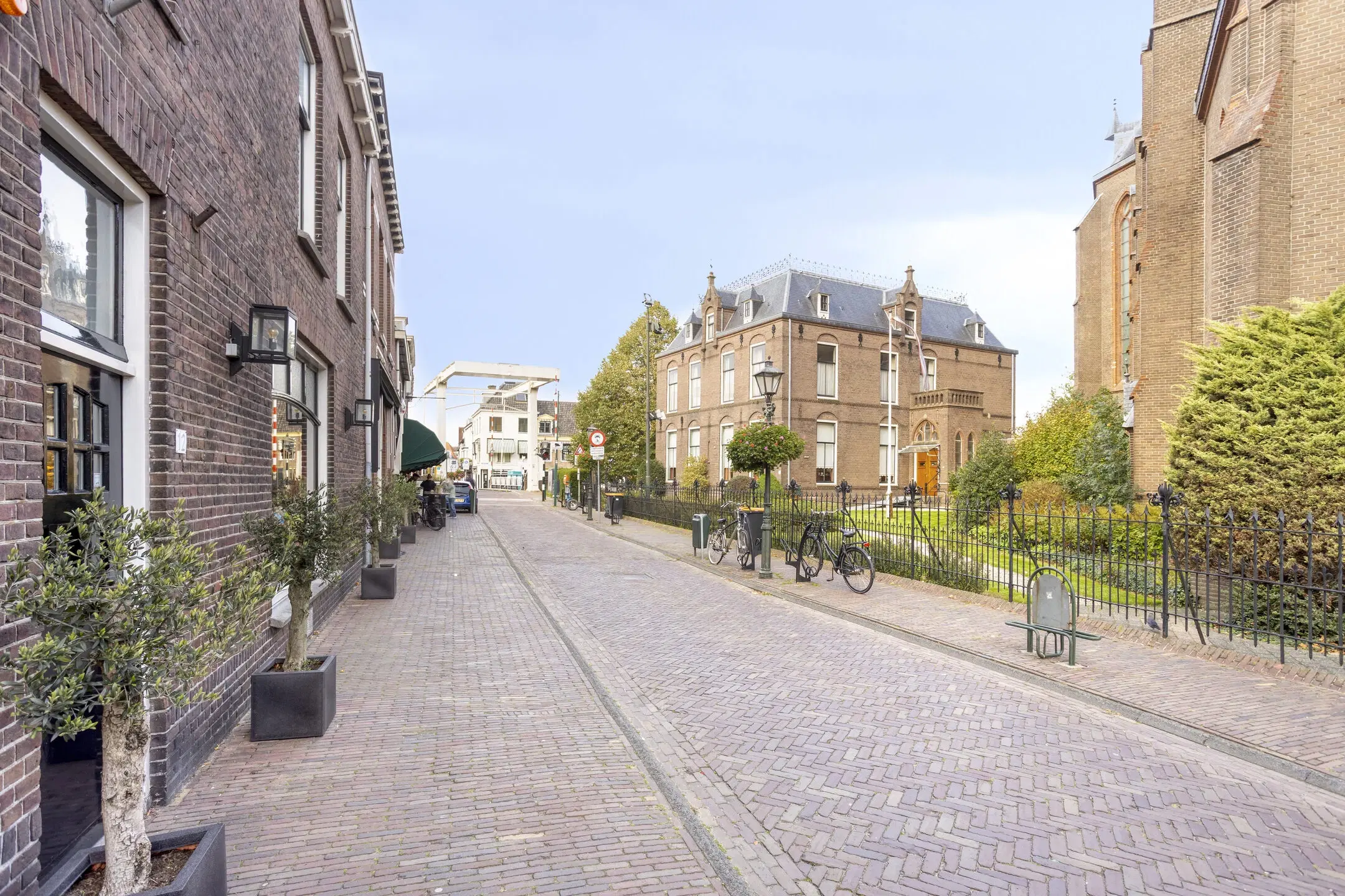 Combinatie: Maarssen, Kaatsbaan 1 / Lange Gracht 57