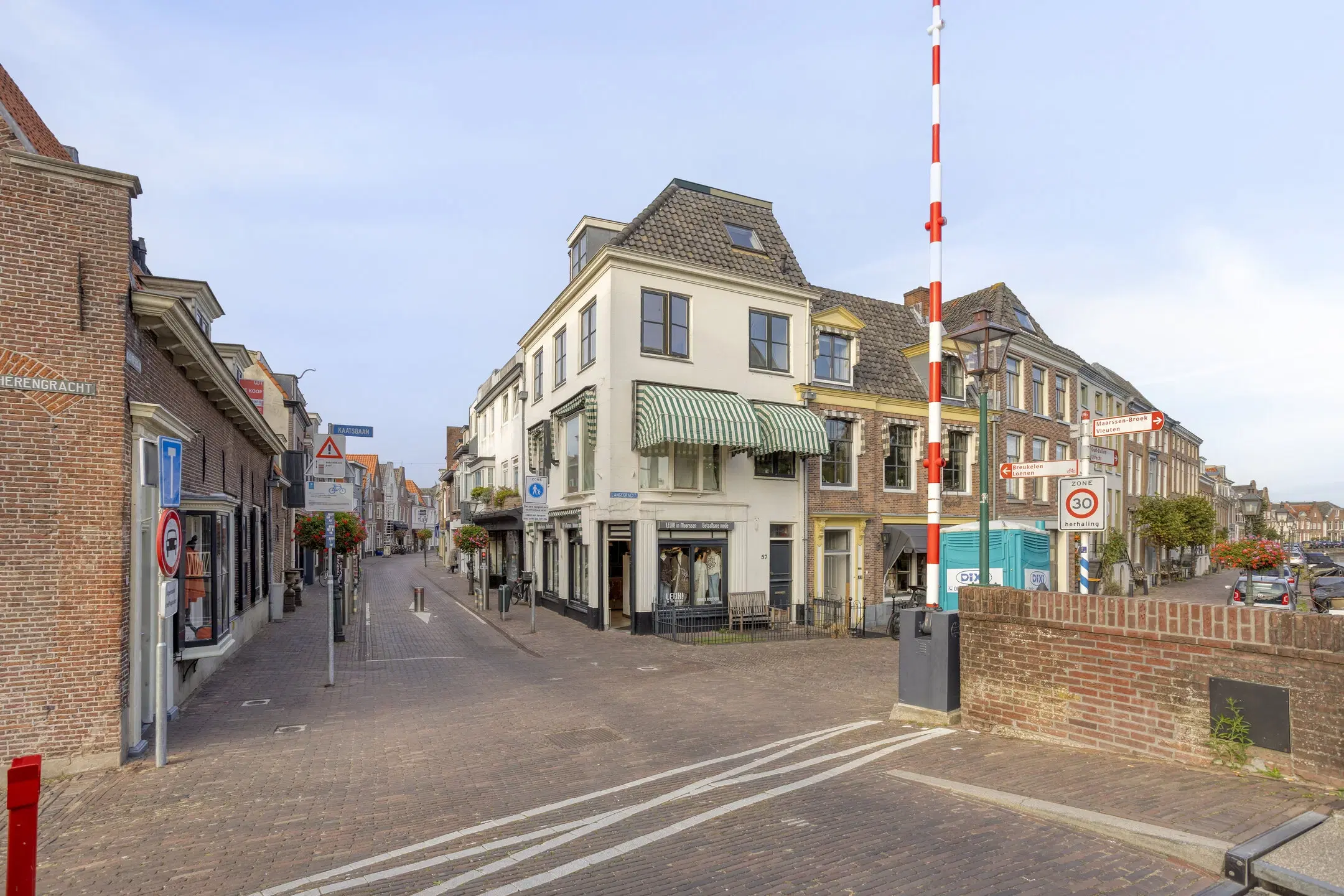 Combinatie: Maarssen, Kaatsbaan 1 / Lange Gracht 57