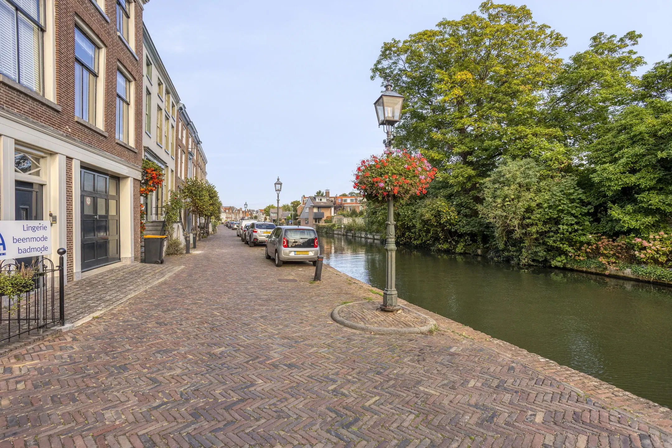 Combinatie: Maarssen, Kaatsbaan 1 / Lange Gracht 57