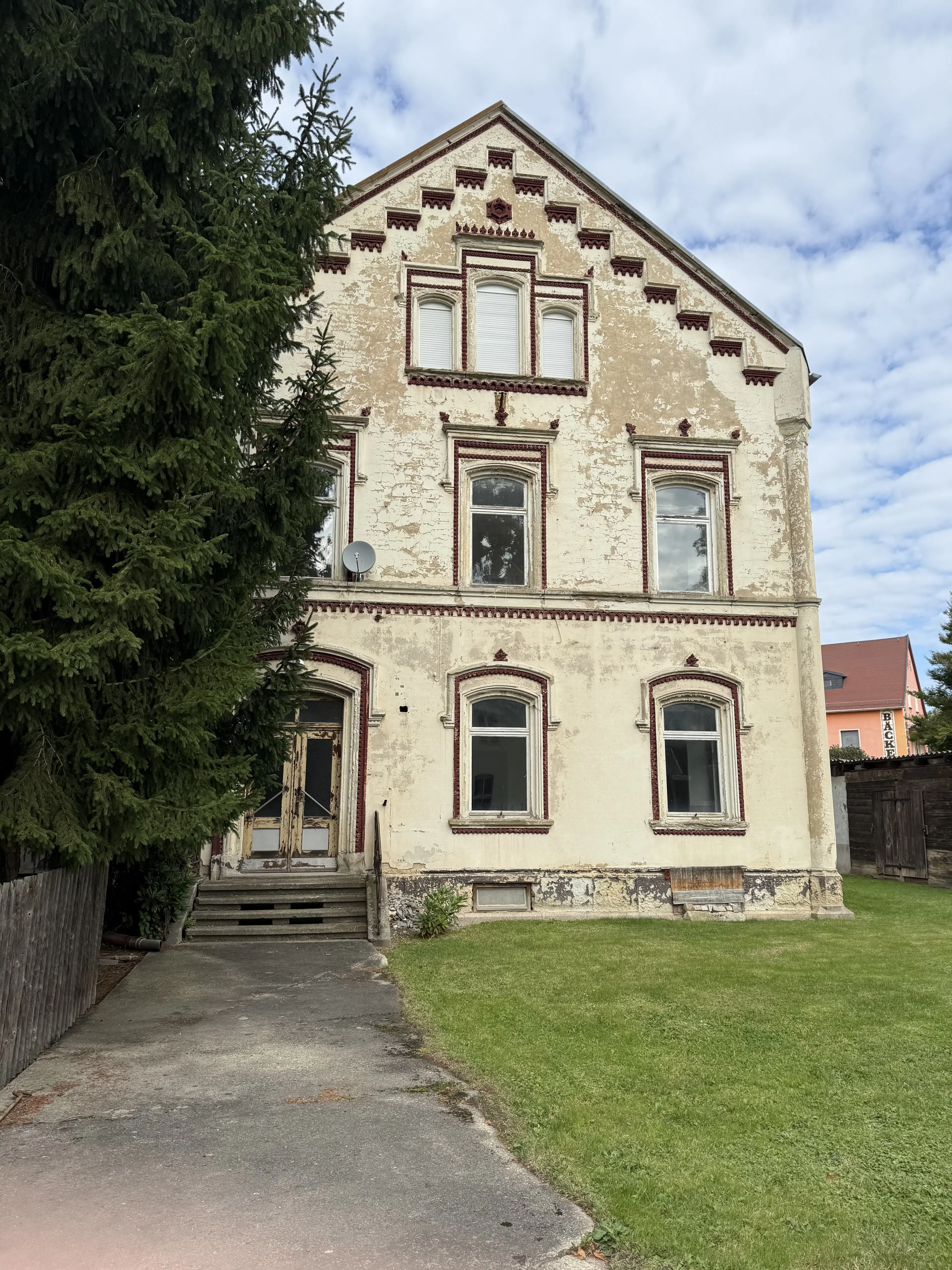 Beleggingsobject fabrikantenvilla in Mohlsdorf-Teichwolframsdorf, Thüringen - Duitsland