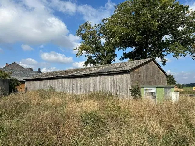 4 garages - opslag ca. 120 m² op 1.214 m² terrein in Suderwittingen, Wolfsburg - Duitsland