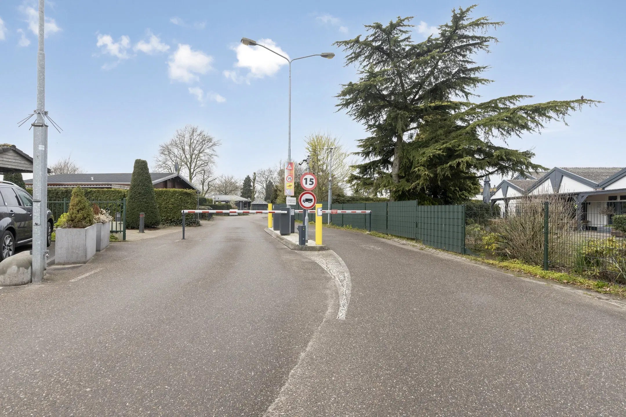 Bakel, Nuijeneind 24 T232
