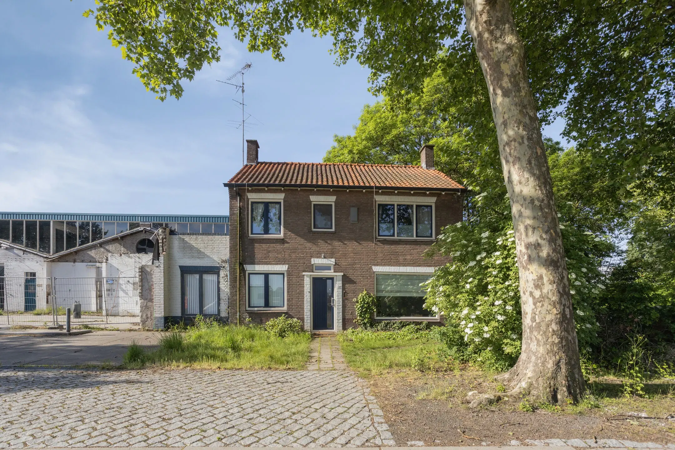 Herontwikkelingslocatie | Deventer, Industrieweg 14 - 16