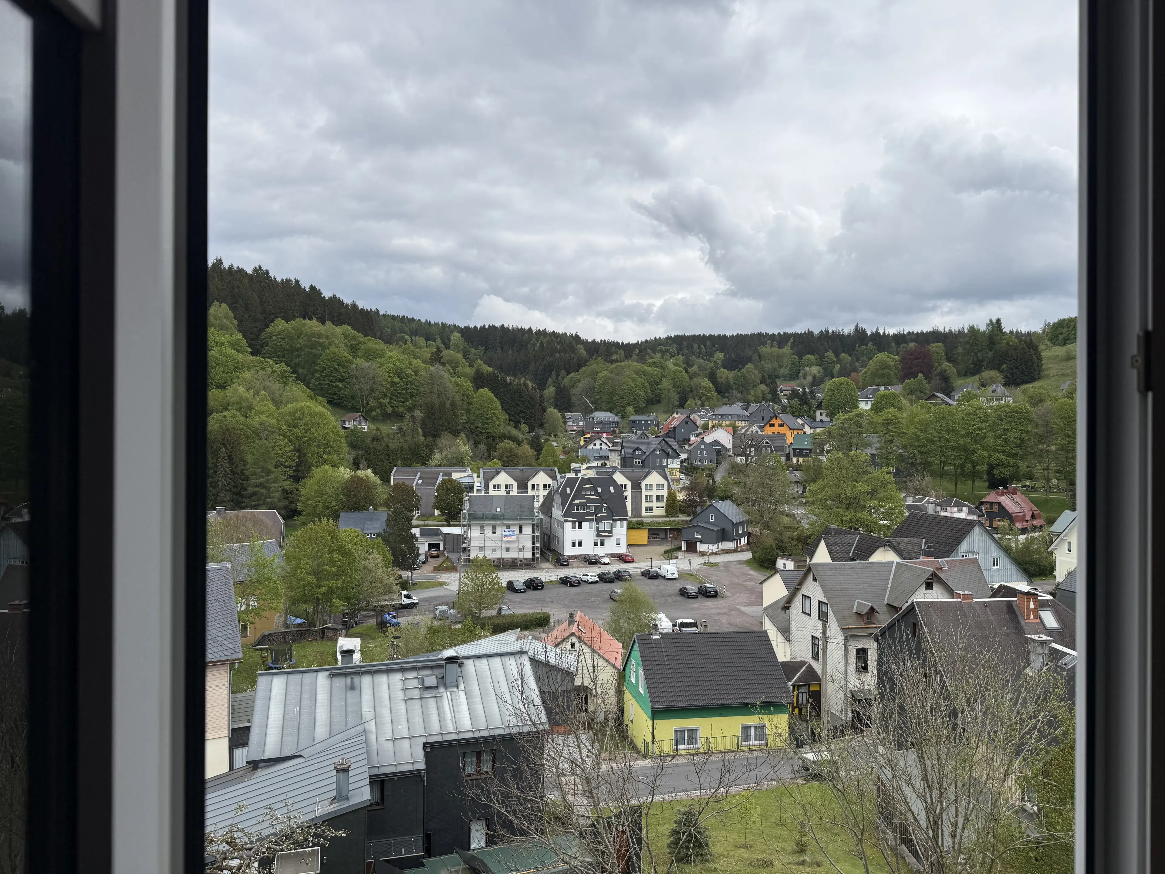 Vrijstaand vakwerkhuis op perceel van 406m2 in Illmenau, Duitsland