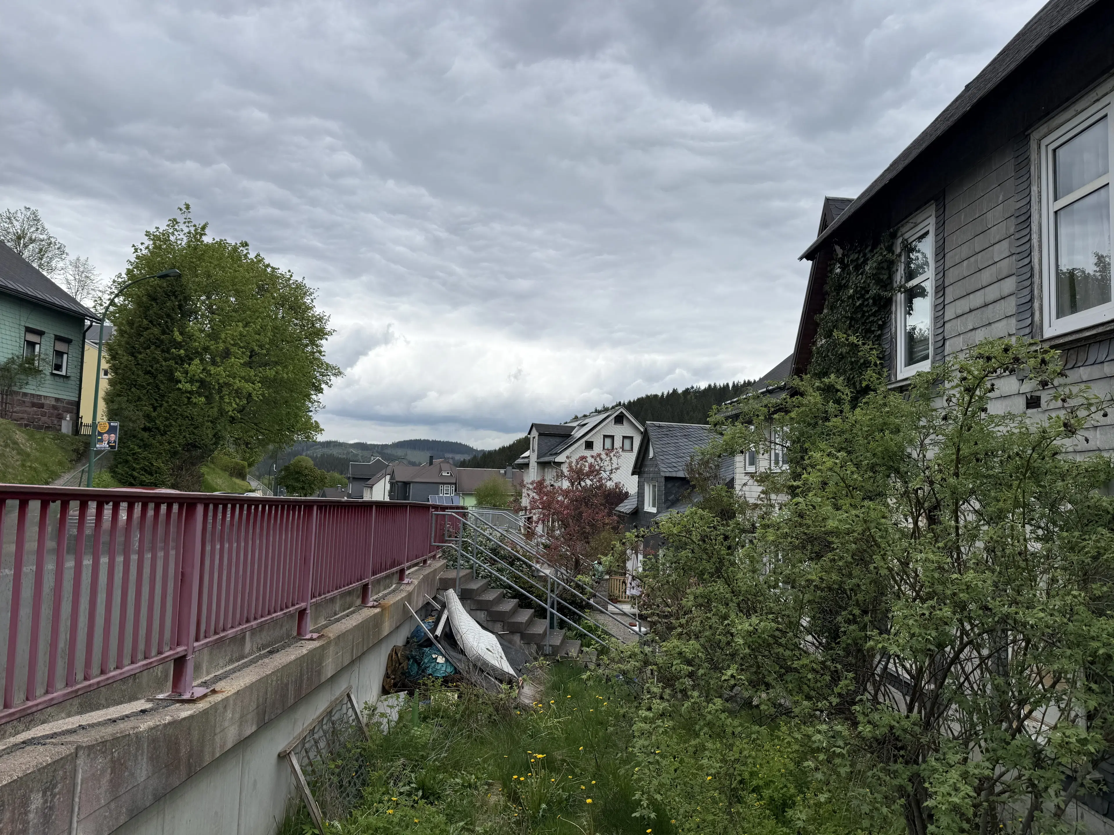 Vrijstaand vakwerkhuis op perceel van 406m2 in Illmenau, Duitsland